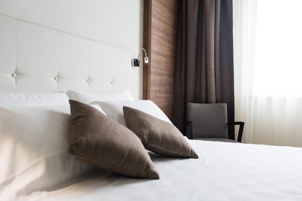 Street Hotel Comacchio Pokój zdjęcie